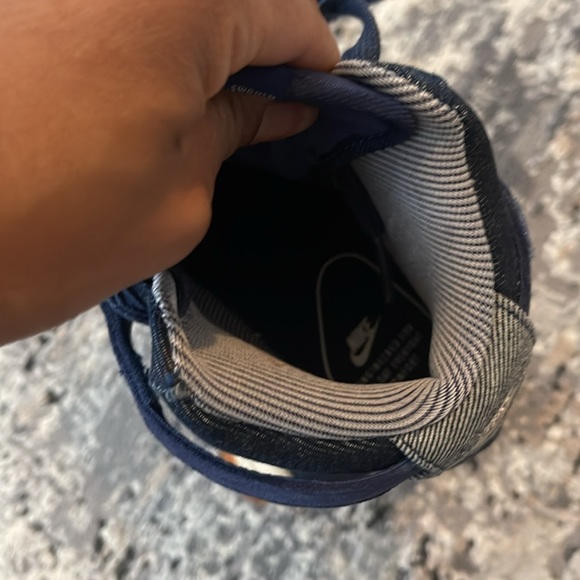 Nike RARE - Navy denim and Gum Sole air force one LIKE NEW - Picture 5 of 6